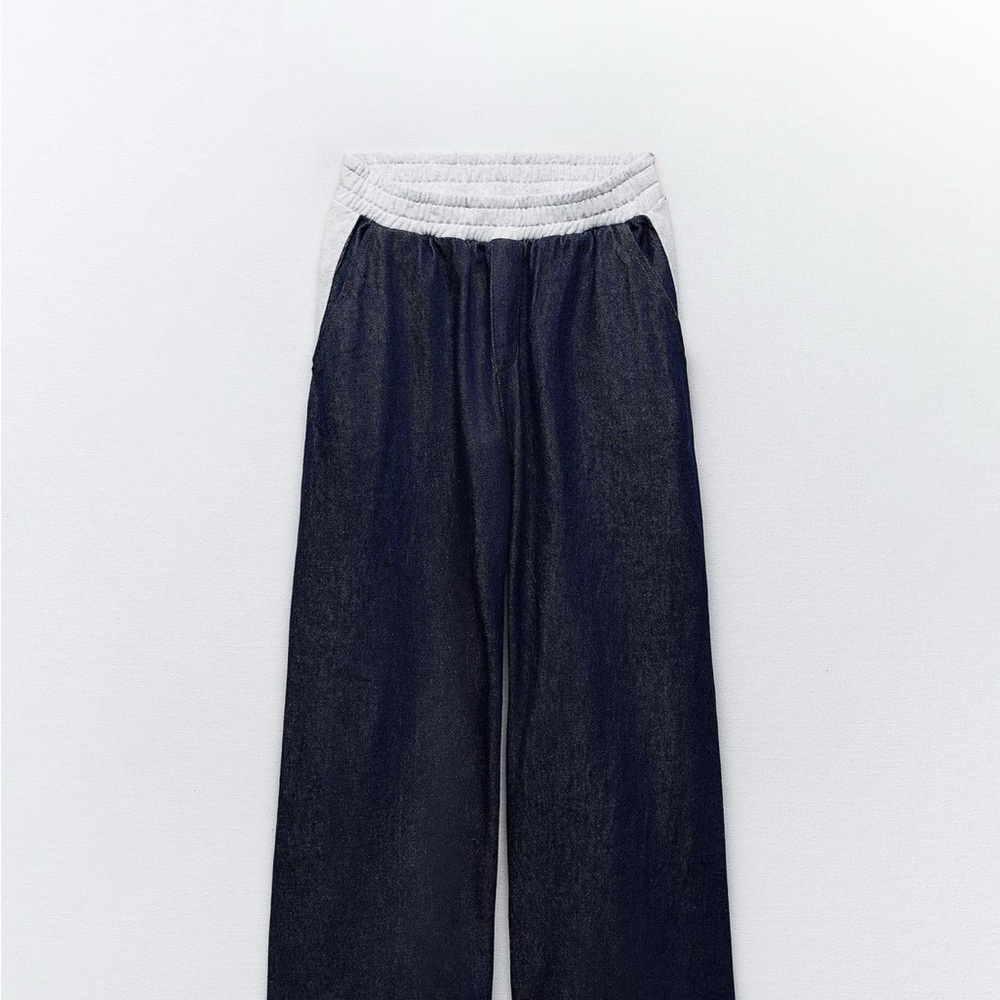 Stylish Navy Blue Wide-Leg Pants